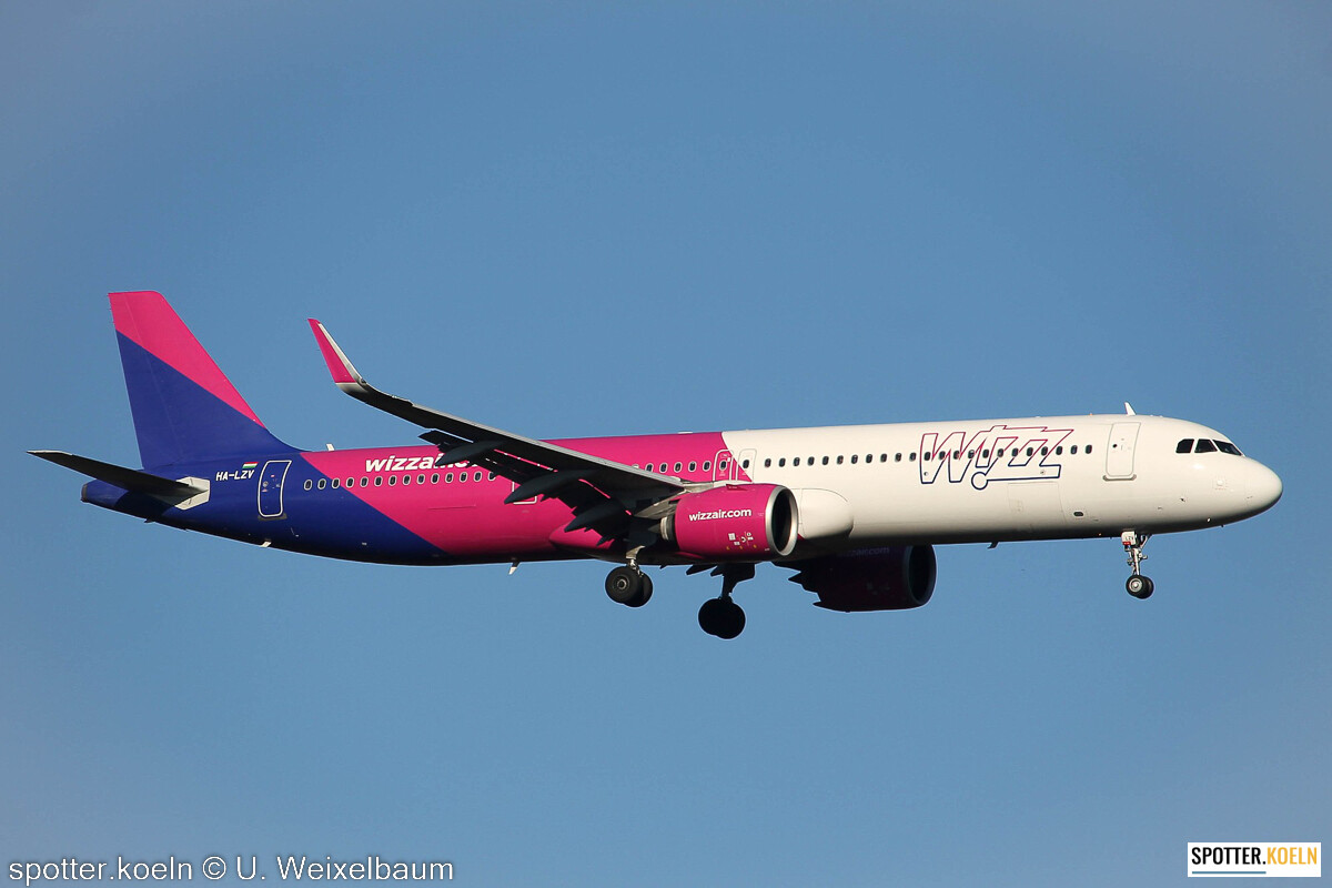 Wizz Air HA-LZV Airbus A321-271NX CGN
