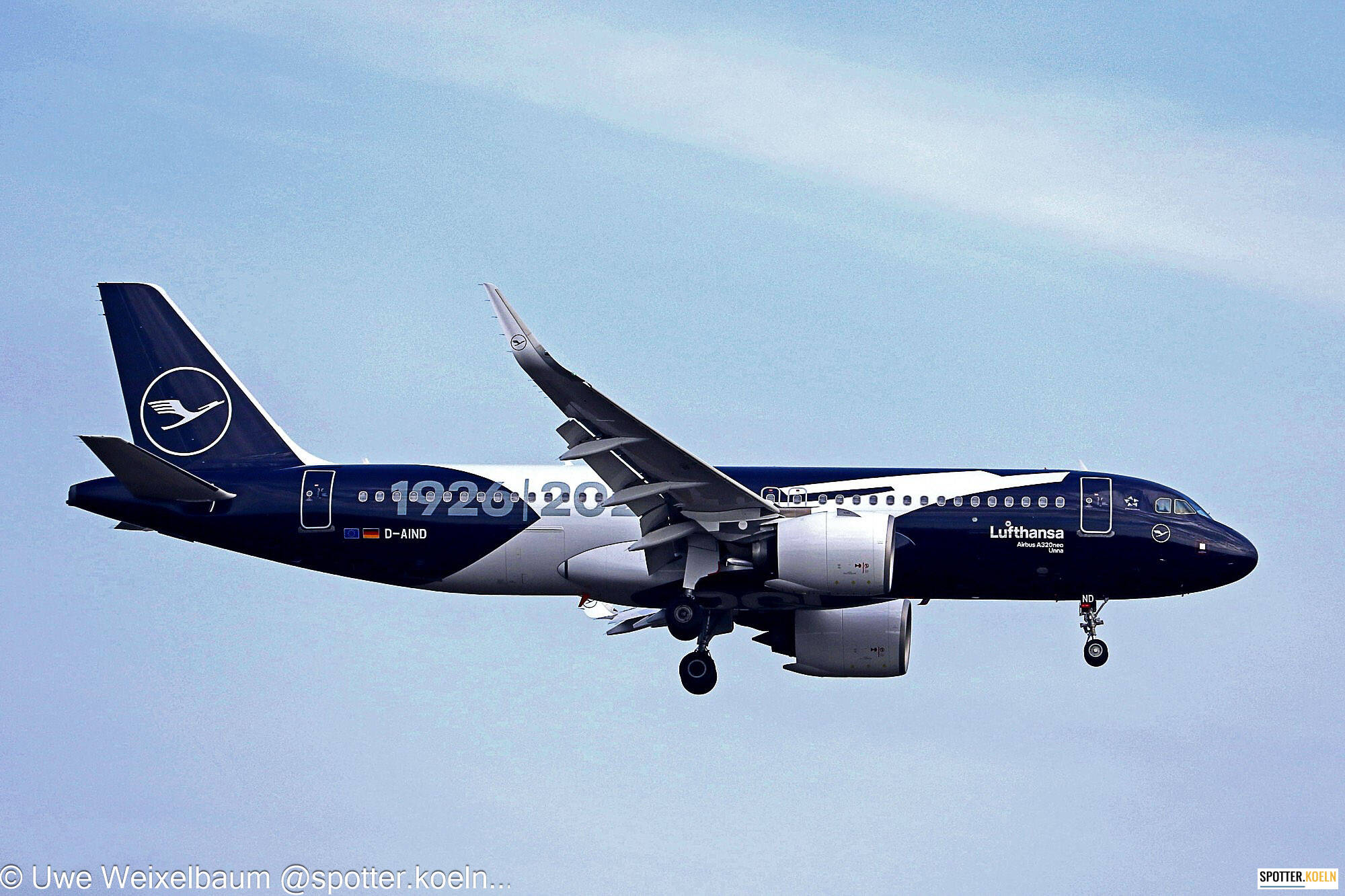 Lufthansa D-AIND Airbus A320-271N 