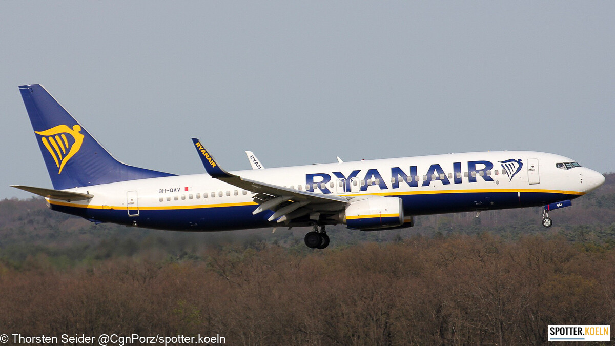 Malta Air 737-800W 9H-QAV 