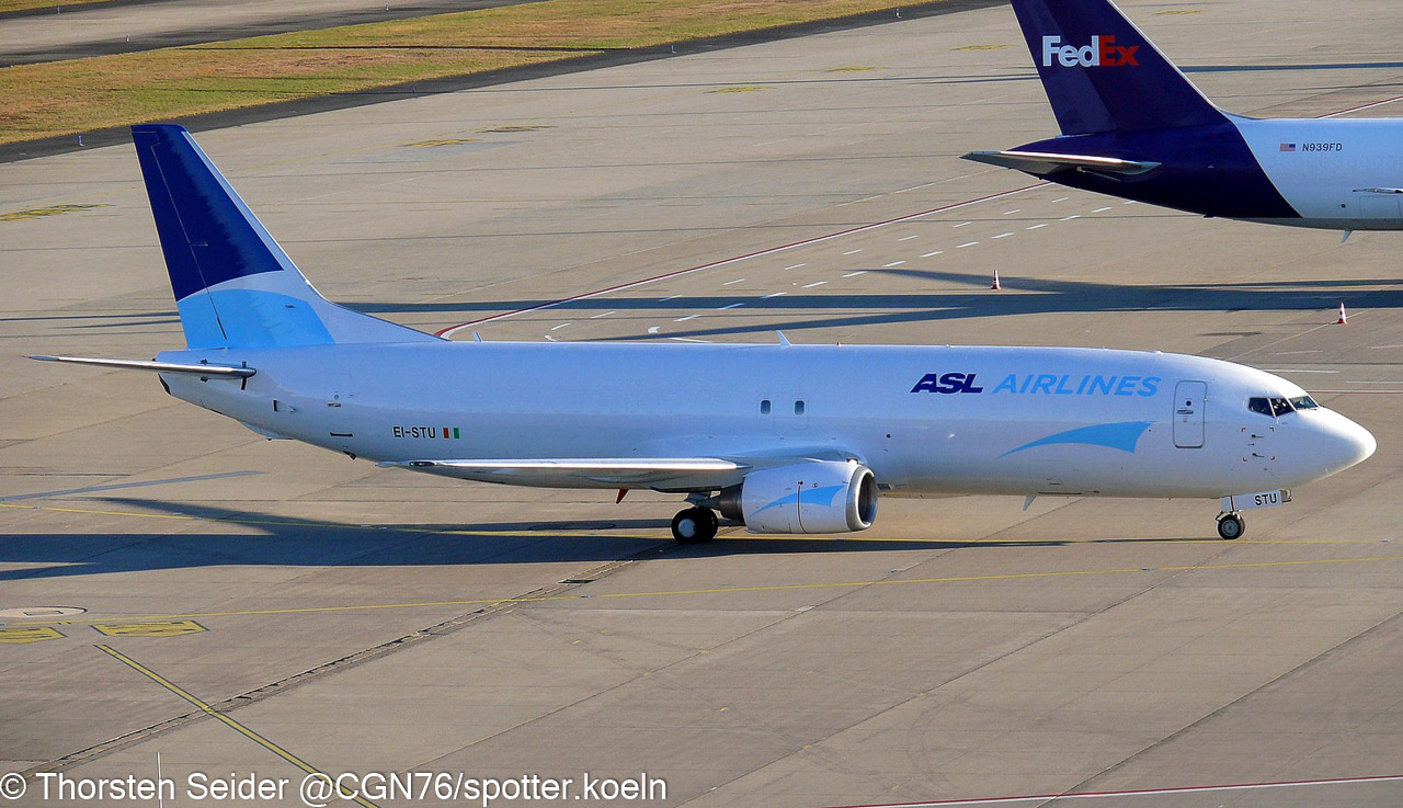 ASL_Airlines_Ireland_737-400SF_EI-STU_CologneBonn_18122020