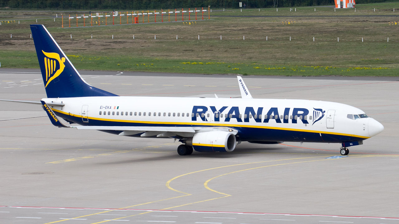 EI-EKA Ryanair Boeing 737-8AS(WL)