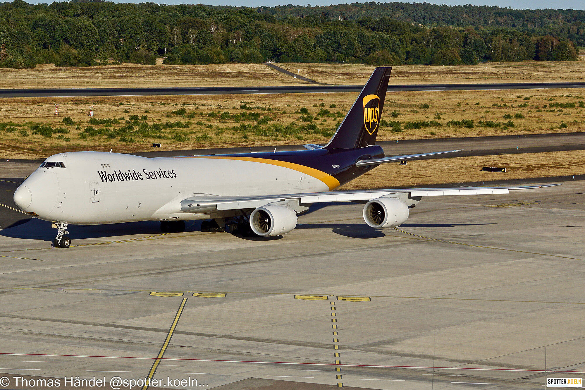 UPS N628UP Boeing 747-8F 
