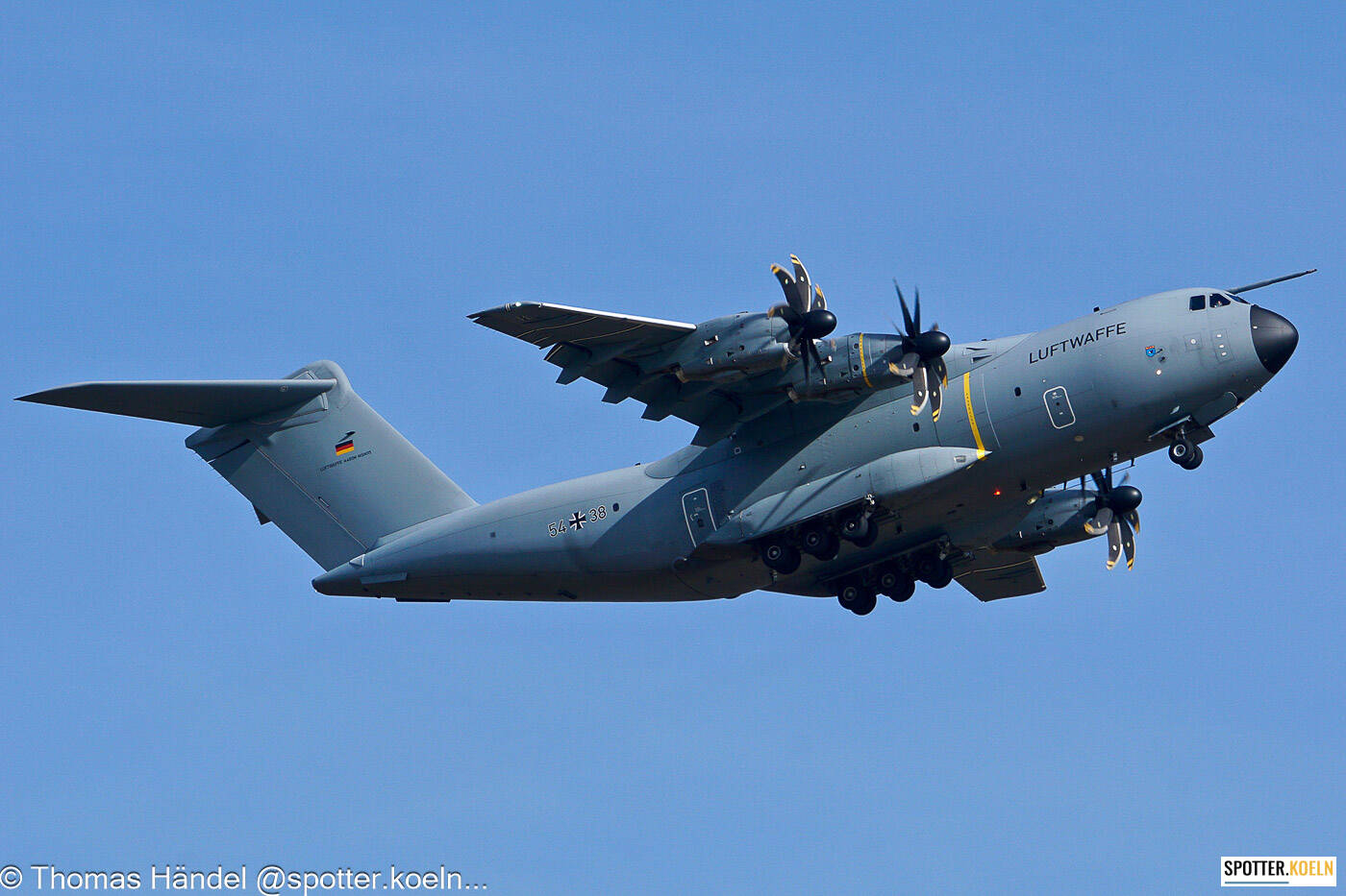 Luftwaffe 54+38 Airbus A400M-180 