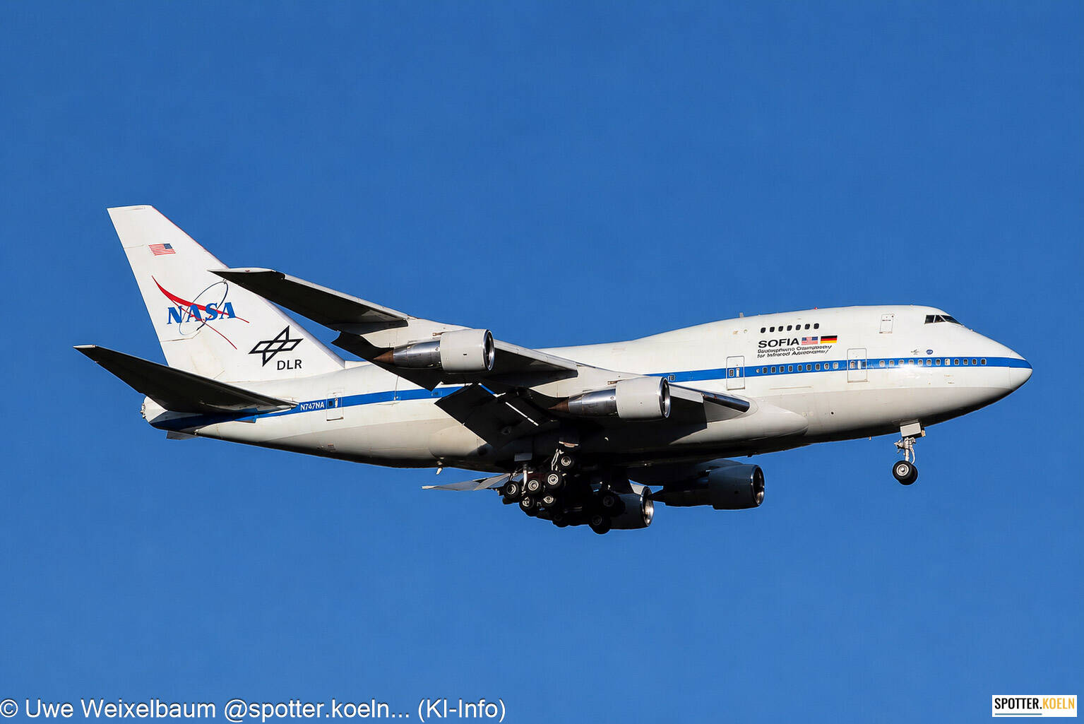 NASA N747NA B747SP-21 