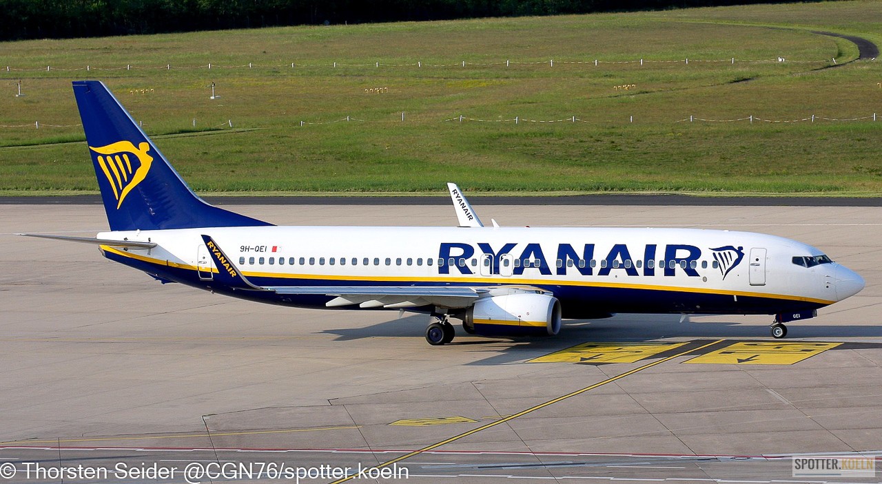 Malta Air B737-800W 9H-QEI