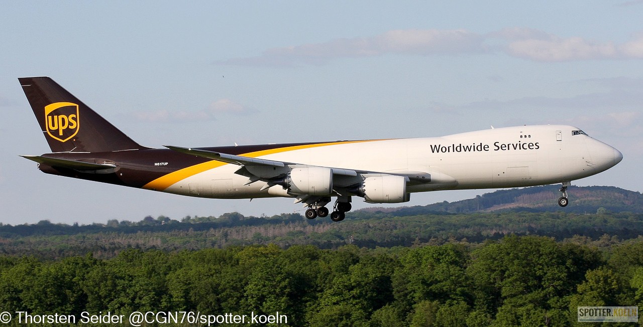 UPS 747-800 N617UP 