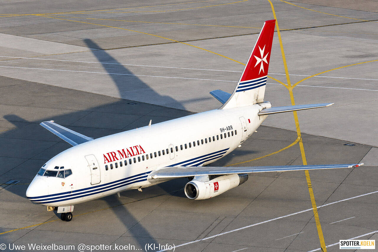 Air Malta 9H-ABB B737-2Y5 