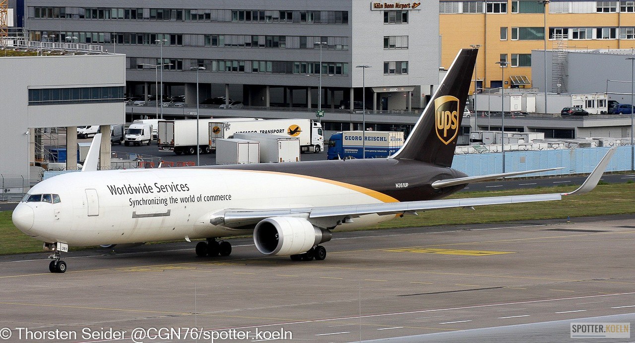 UPS 767-300W N361UP 