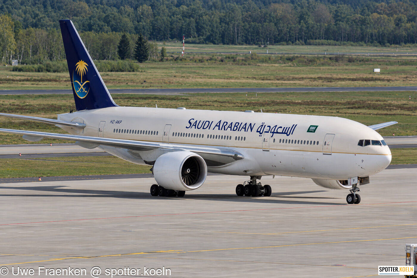 Saudi Arabian Airlines HZ-AKP Boeing B777-268ER  