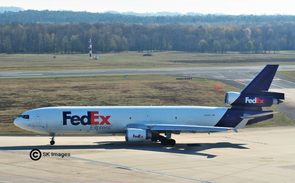 N589FE 