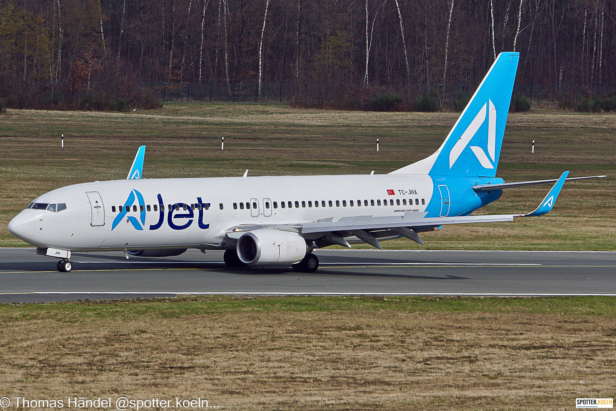 AJet TC-JHA Boeing 737-8F2 