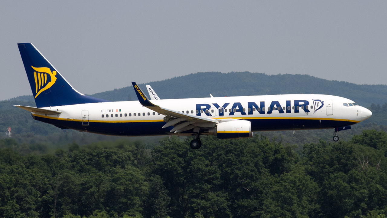 EI-EBT Ryanair Boeing 737-8AS(WL)