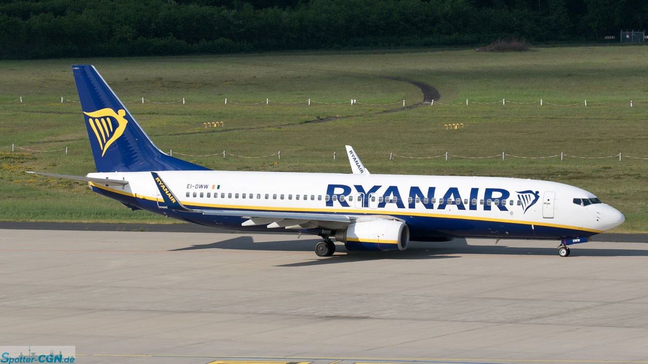 EI-DWW Ryanair Boeing 737-8AS(WL)