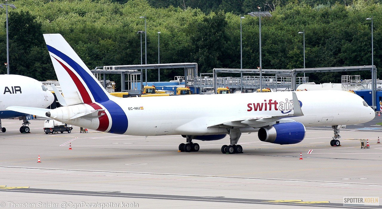 Swiftair 757-200W EC-NIU