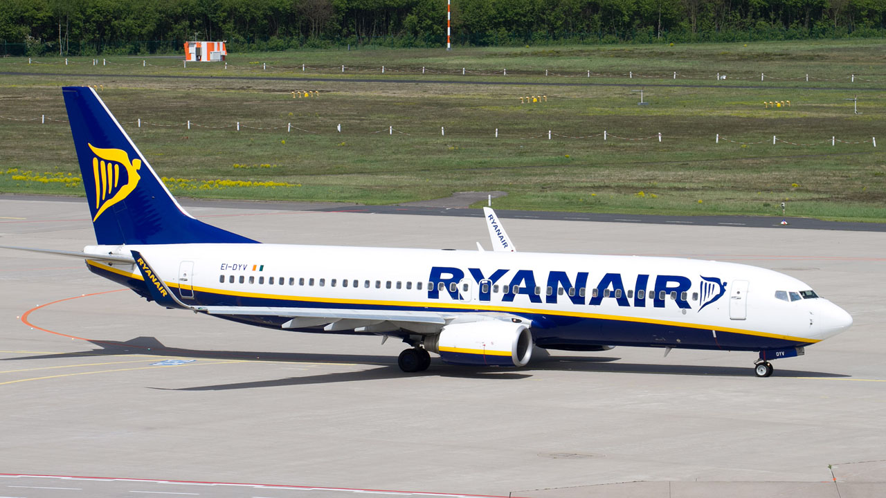 EI-DYV Ryanair Boeing 737-8AS(WL)