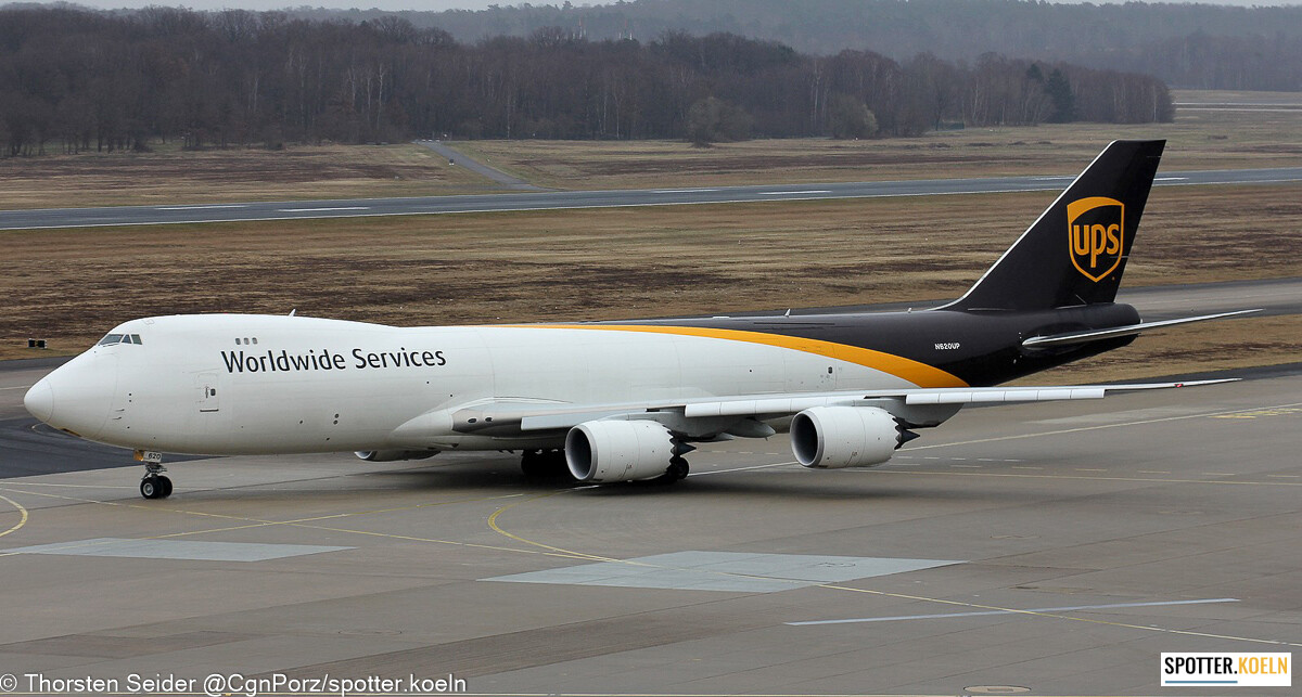 UPS 747-800 N620UP 