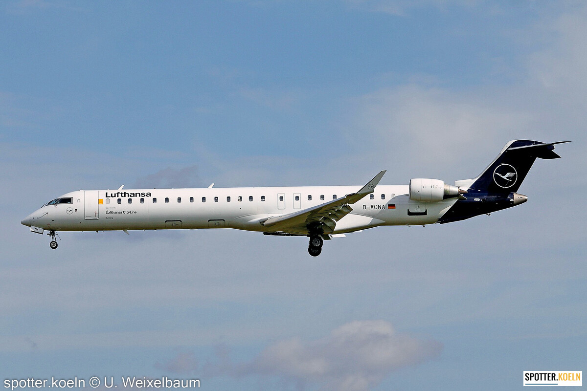 Lufthansa D-ACNA CRJ-900LR 