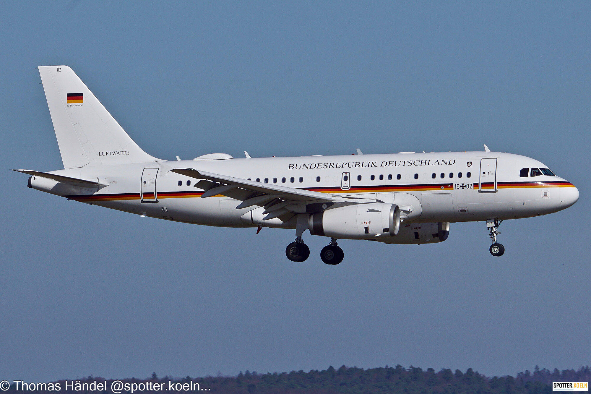 Luftwaffe 15+02 Airbus A319-133CJ