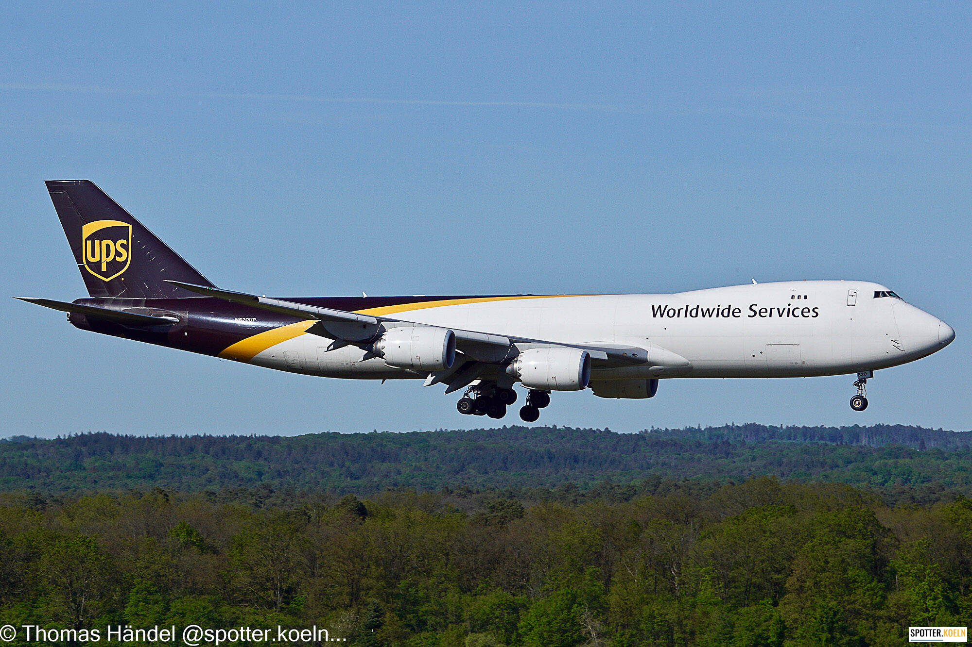 UPS N620UP Boeing 747-8F 