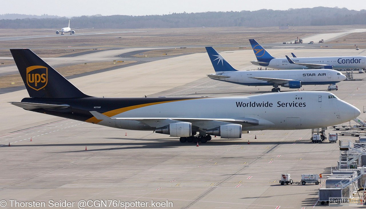 N575UP UPS 747-400 