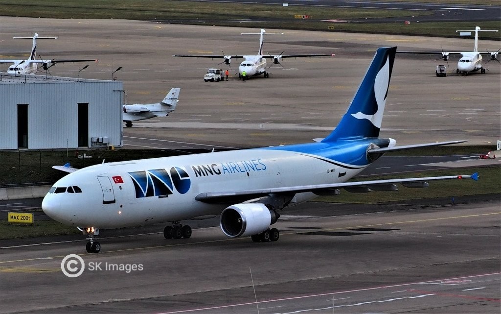 MNG Airlines TC-MNV Airbus A300C4-605R