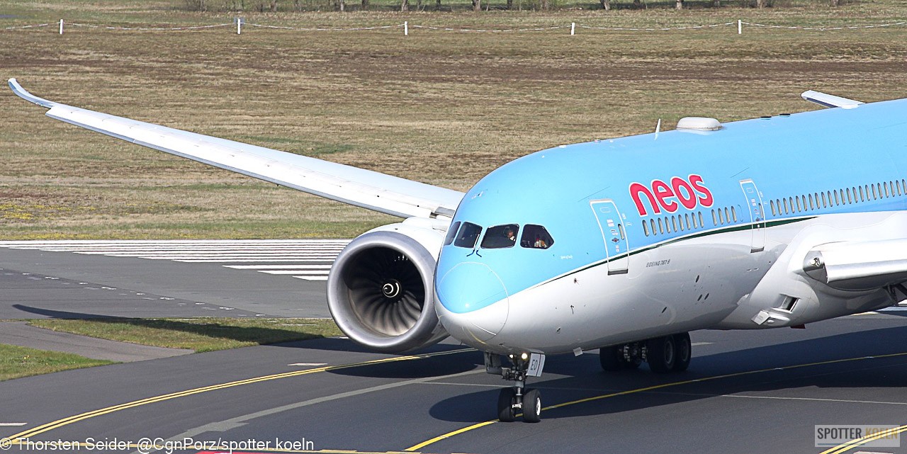 Neos Boeing B787-9 EI-NEO