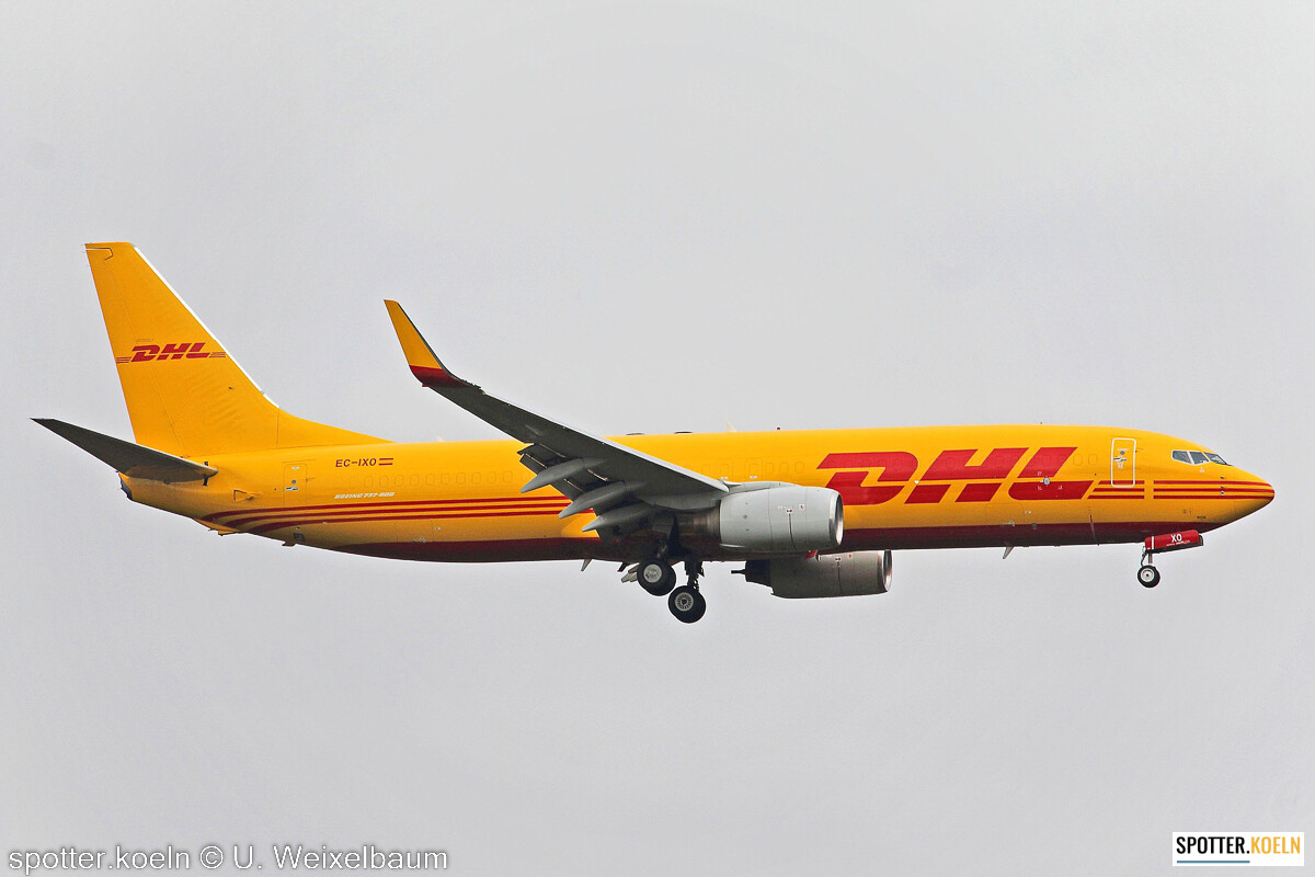 Swiftair DHL EC-IXO B737-883 