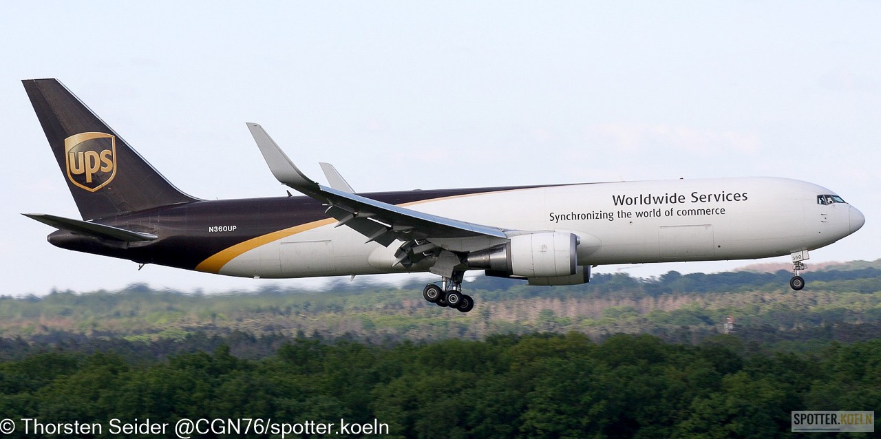 UPS 767-300W N360UP 