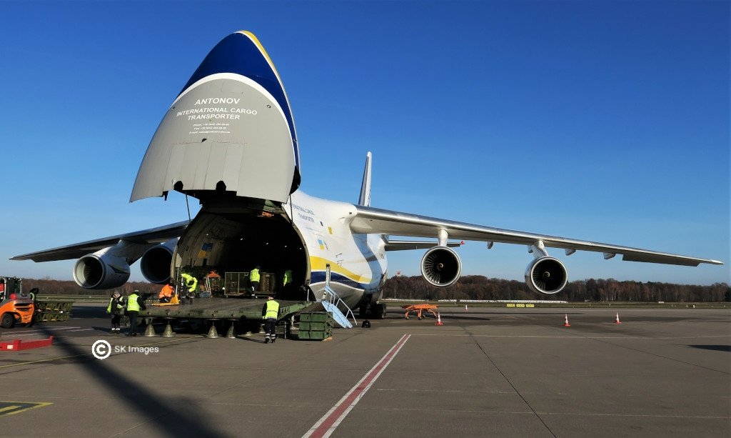 UR-82029 Antonov Airlines Antonov An-124-100