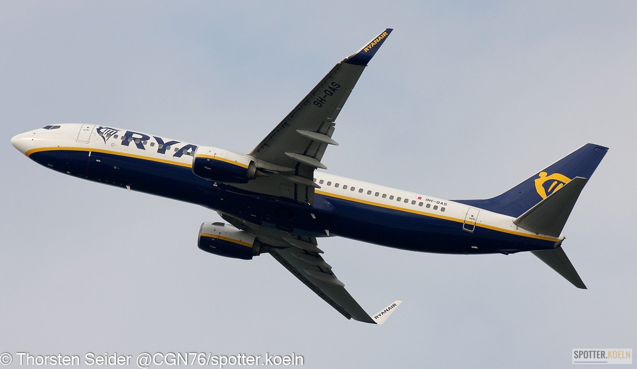 Malta Air 737-800W 9H-QAS