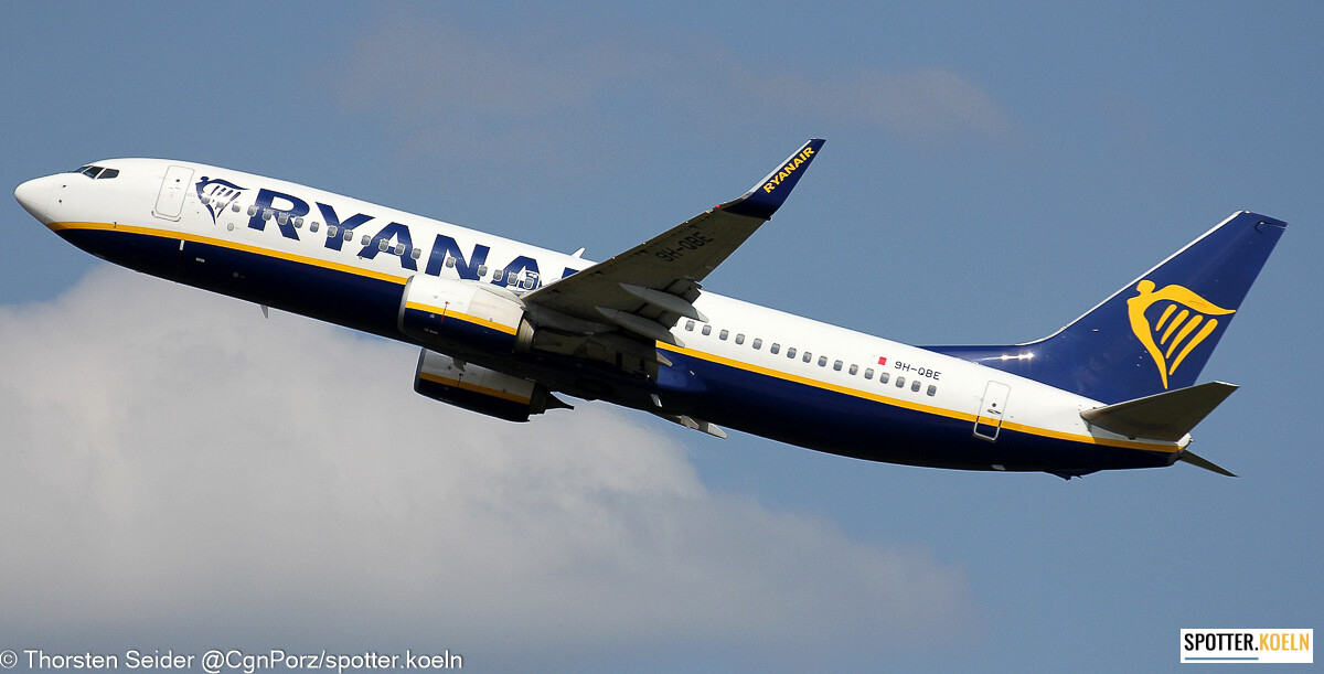 Malta 737-800W 9H-QBE 