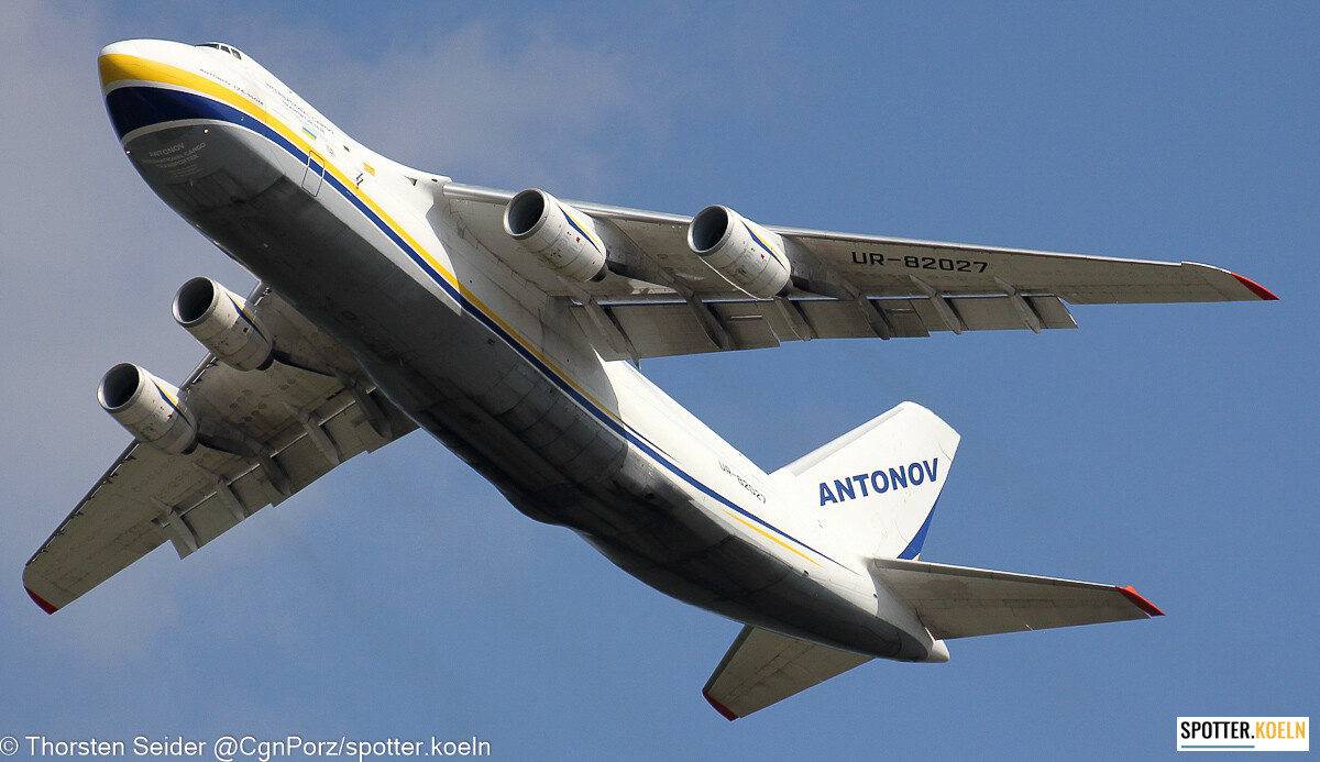 UR-82027 Antonov Airlines Antonov AN-124 