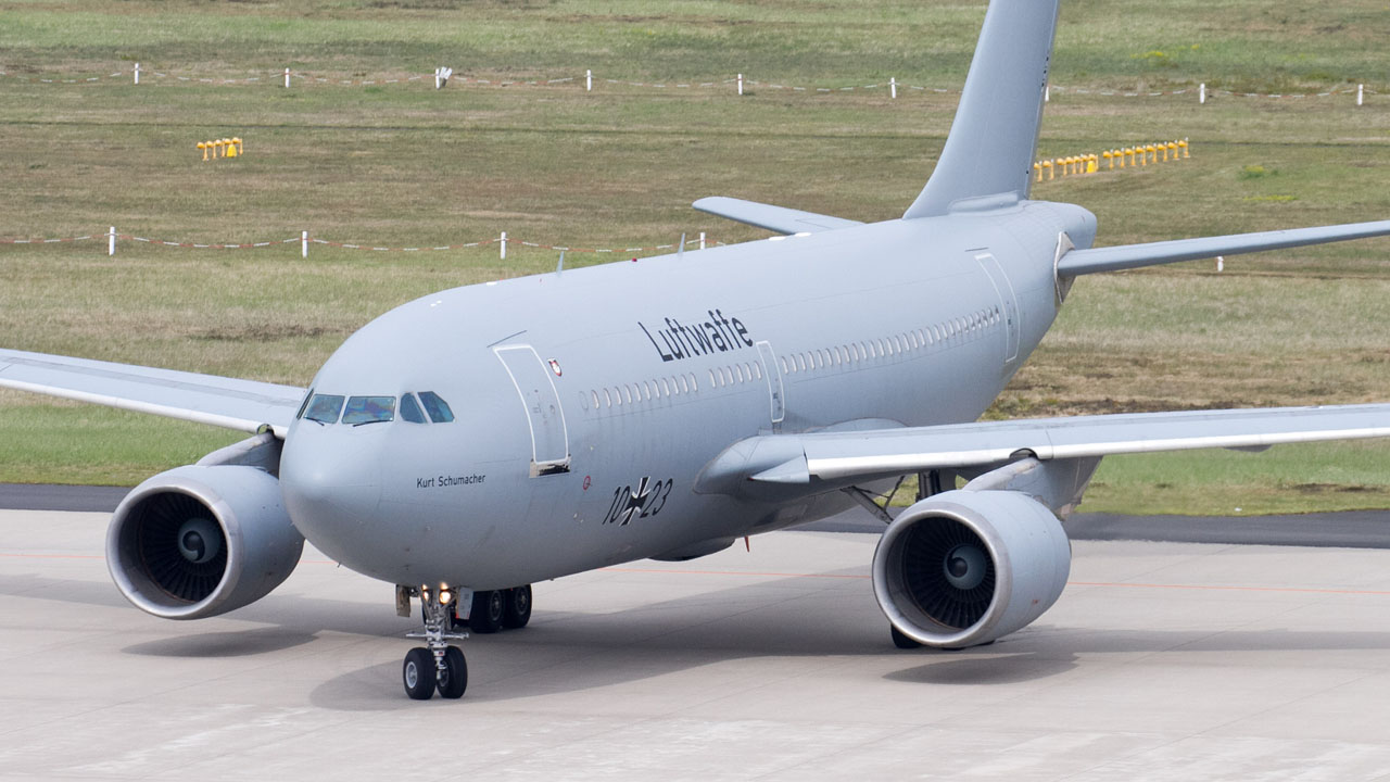 10+23 Airbus A310-304