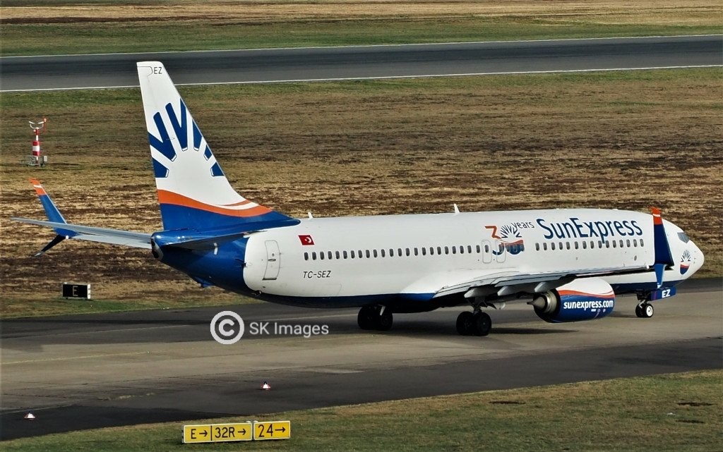 TC-SEZ  SunExpress Boeing 737-86J(WL)