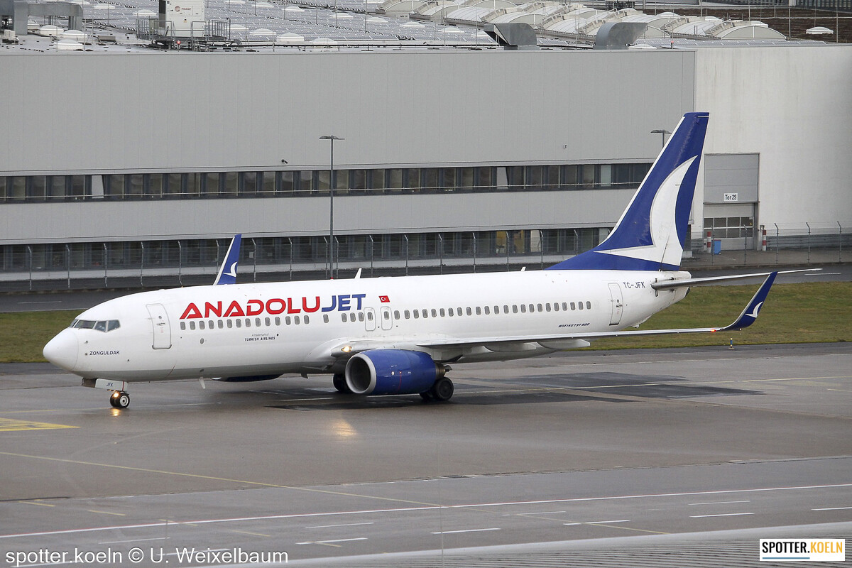 AnadoluJet TC-JFK Boeing B737-8F2