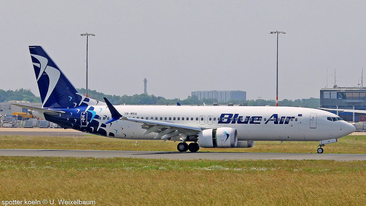 YR-MXA_Blue_Air_B737-8_MAX