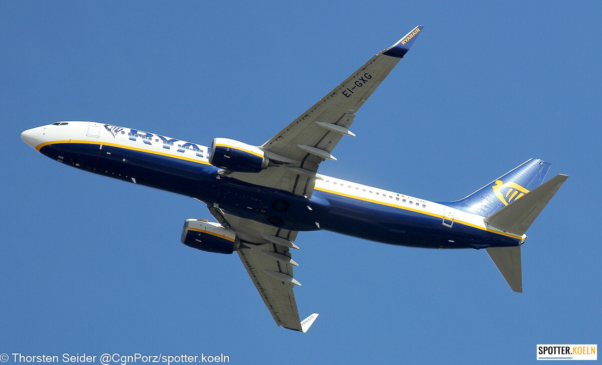 Ryanair 737-800W EI-GXG 