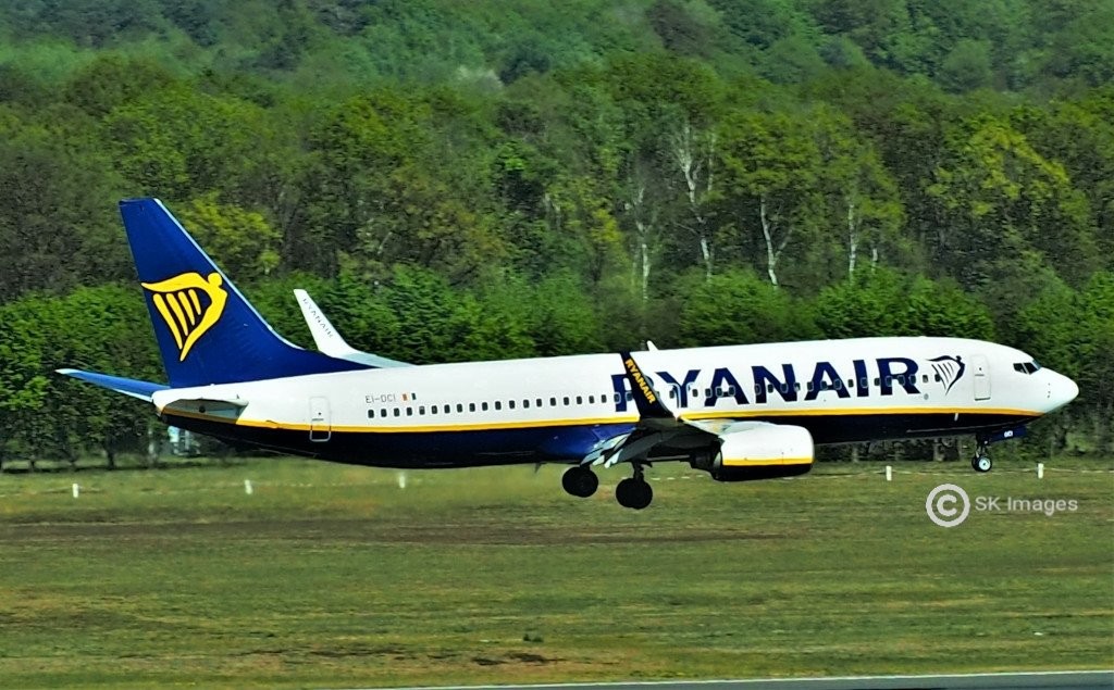 EI-DCI Ryanair Boeing 737-8AS(WL)