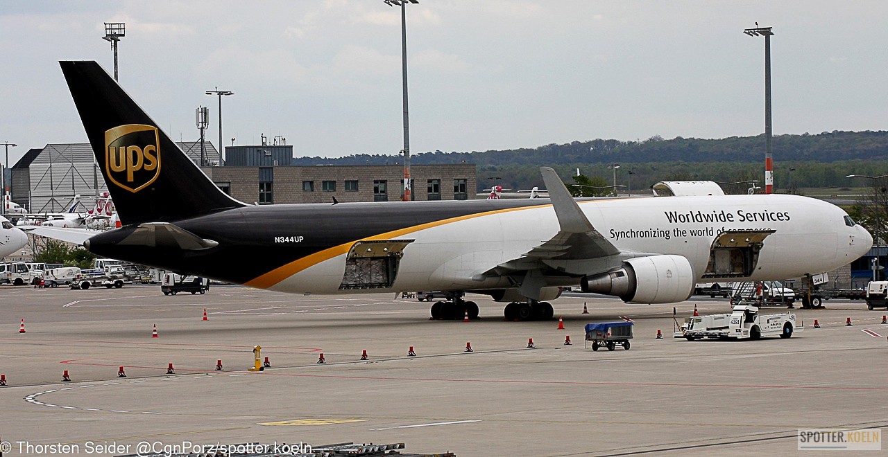 UPS 767-300W N344UP 