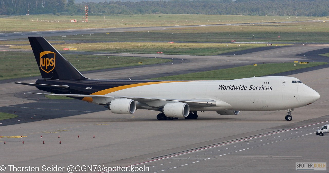 UPS 747-800 N622UP 
