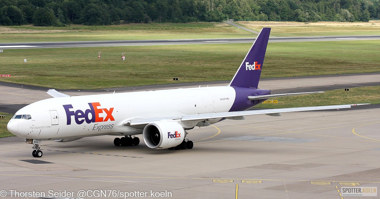 FedEx_777-200_N889FD_CGN_06.07.2021_Thorsten_Seider