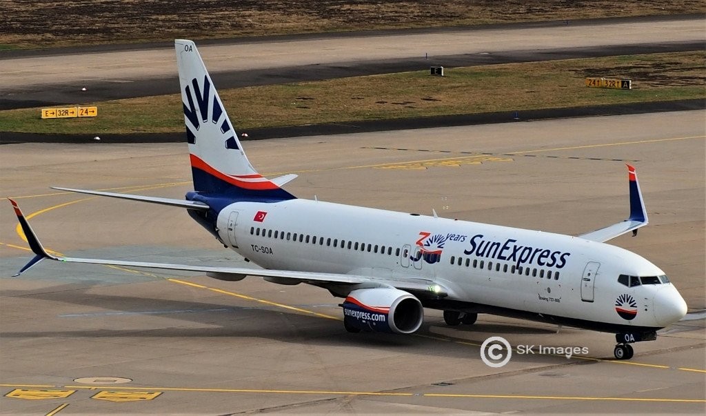 TC-SOA SunExpress Boeing 737-8AS(WL)
