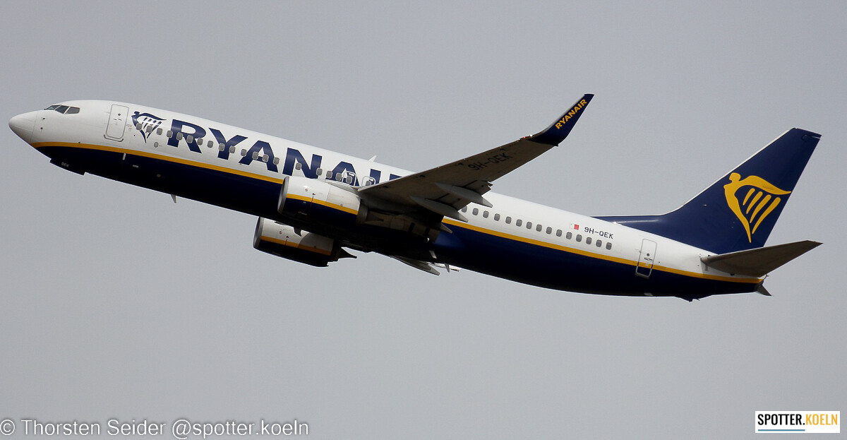 Malta Air 737-800W 9H-QEK 