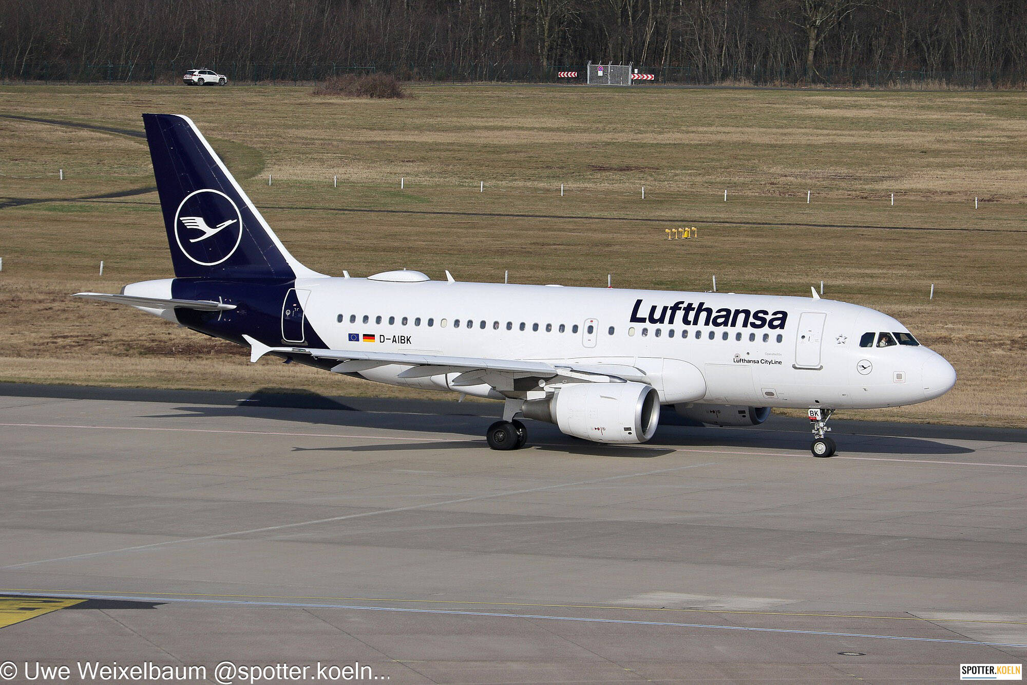 Lufthansa D-AIBK Airbus A319-112 