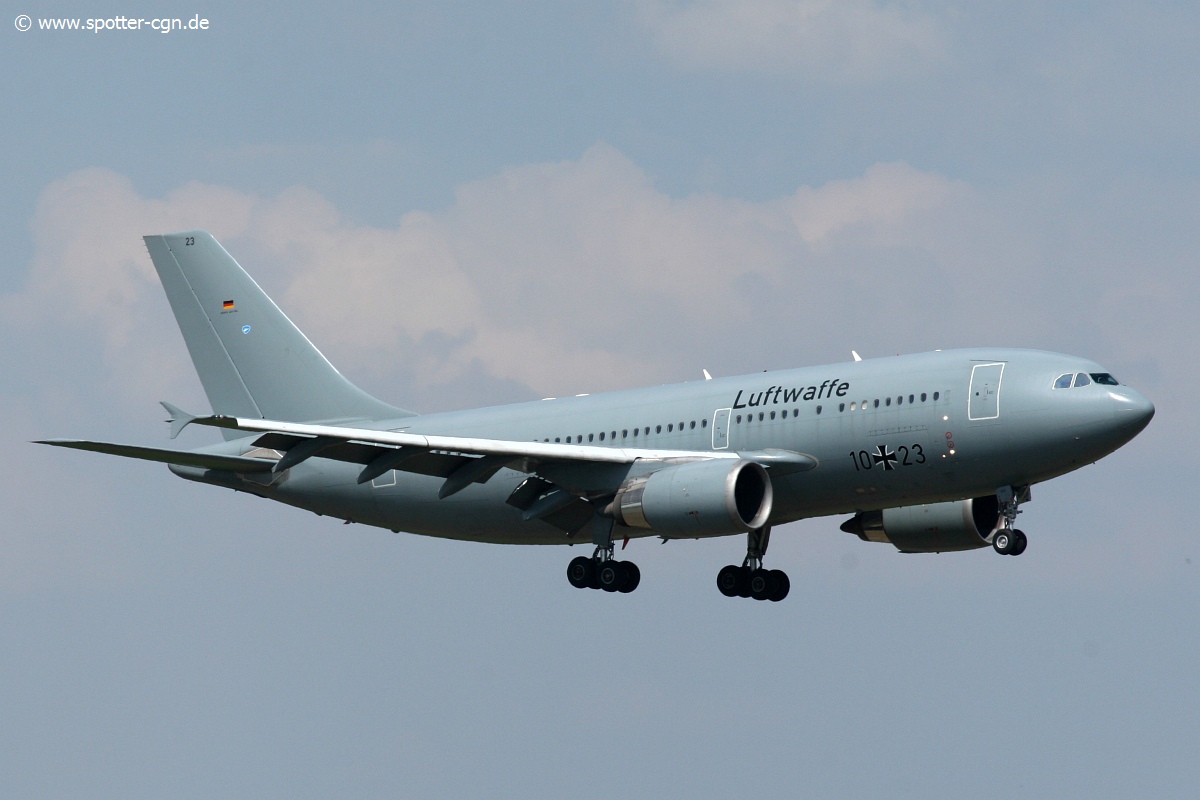 10+23 Airbus A310-304