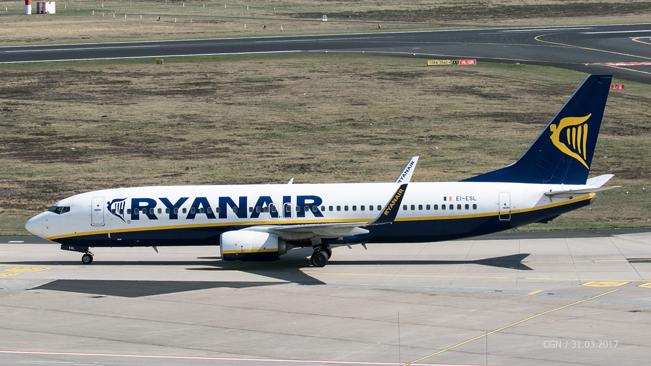 EI-ESL Ryanair Boeing 737-8AS(WL)