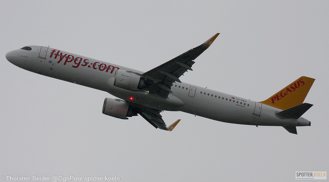 Pegasus Airlines A321-200NX TC-RBA 