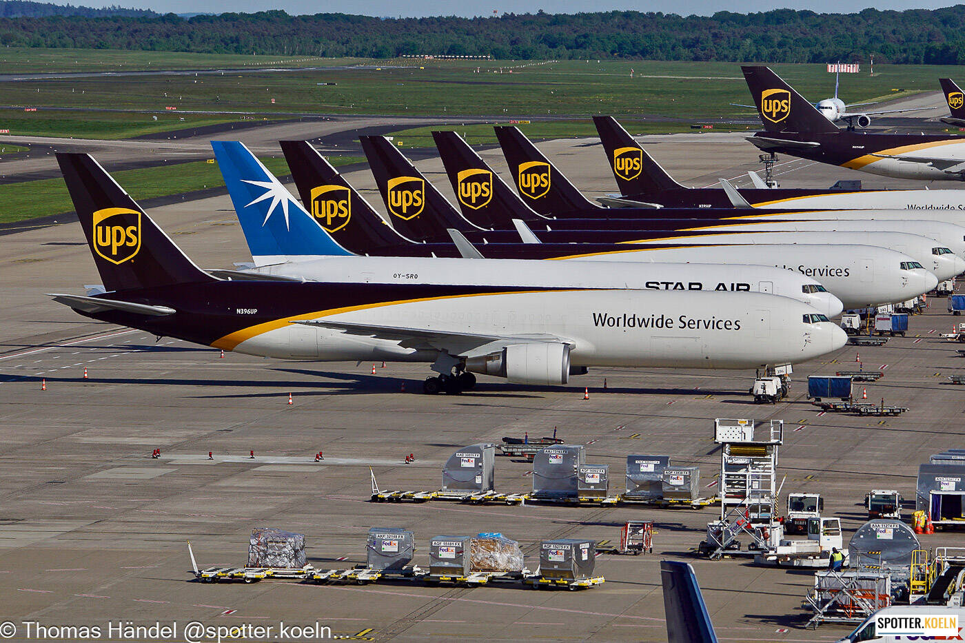 UPS N396UP Boeing B767-346ER(BCF)