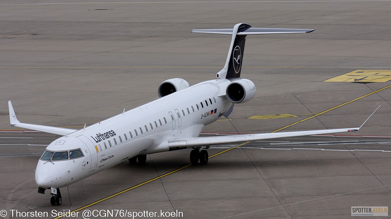 Lufthansa CityLine CRJ-900LR D-ACNH
