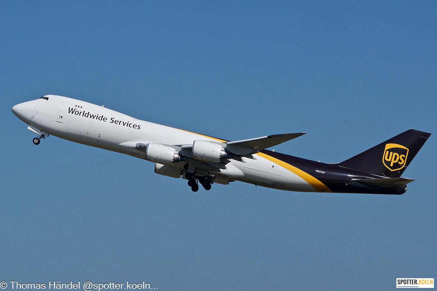 UPS N621UP Boeing B747-8F 
